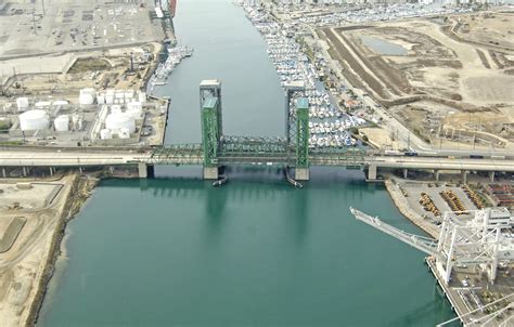 Henry Ford Avenue Vertical Lift Bridge in CA, United States - bridge ...