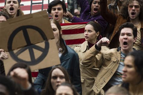 รววแรกมาแลว คอหนงเมองไทยอนแรง On the Basis of Sex เรองจรง