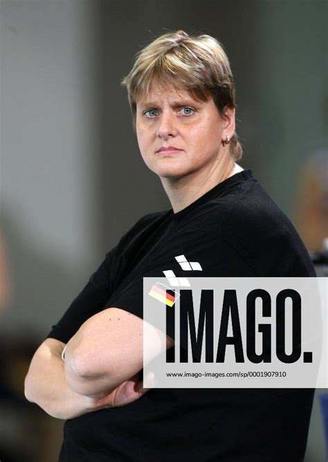 Hot Sexy Caren Metschuck Bikini Pics