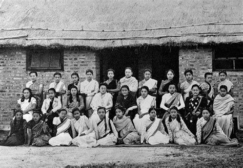 Indian Strategic Studies: Rare photographs of the women who joined the ...