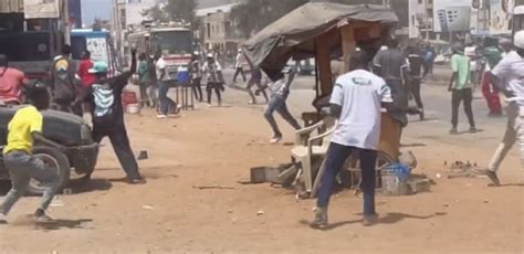 Campagne présidentielle au Sénégal violent affrontement entre