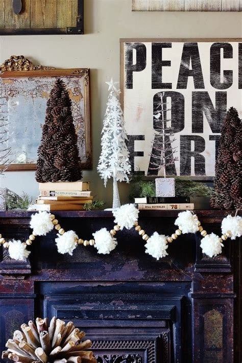 10 DIY Holiday Decorations To Make With Your Whole Family