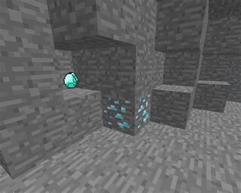 How to Duplicate Diamonds in 'Minecraft' 1.19