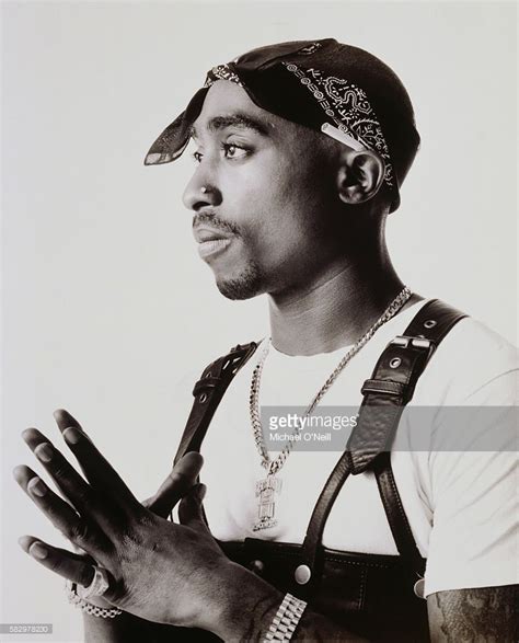 Tupac Shakur | Tupac shakur, Tupac pictures, Tupac photos