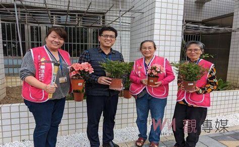 觀傳媒 中彰投新聞 中市太平地所園藝志工植綠意！營造友善洽公環境