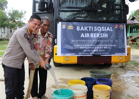 Bidhumas Polda Kaltara Melaksanakan Bansos Air Bersih Kepada