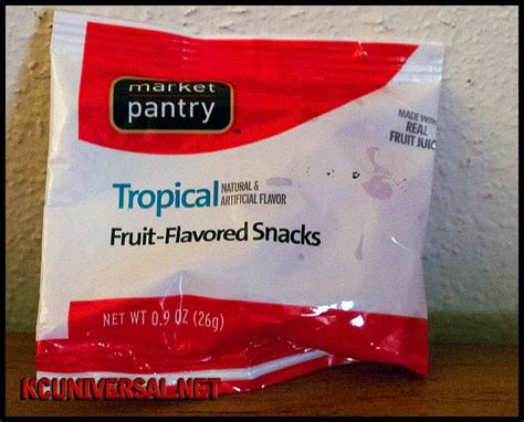 Market Pantry Fruit-Flavored Snacks (Tropical) - Food Reviews ...