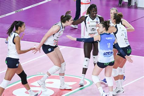 Cremona Sera Domenica La Vbc Casalmaggiore Al Palaradi Contro Trento