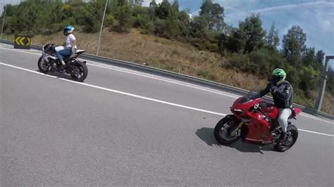 Bmw S1000rr 2020 Vs Bmw S1000rr 2020 Vs Ducati Panigale V4s 2021 Youtube