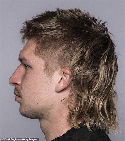 David Beckham Mullet In 2020 Mullet Hairstyle Mullet Haircut David