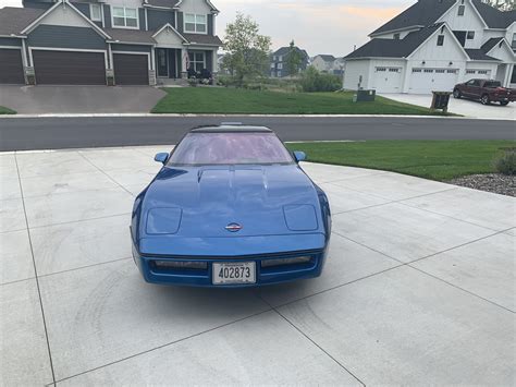 Like New 1990 Chevy Corvette ZR 1 Presents Itself In Rare Quasar Blue