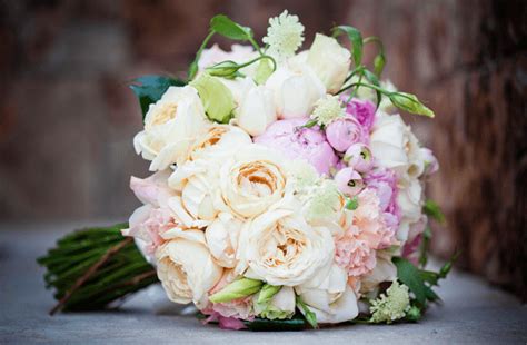 15 Flowers in Season in February for Wedding - EverAfterGuide