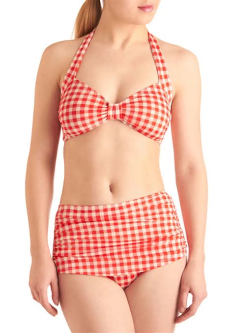 8 Retro Swimsuits