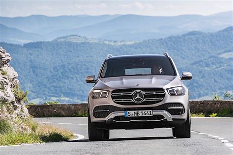 2019 Mercedes Benz Gle Breaks Cover Packed With Technology Autoevolution