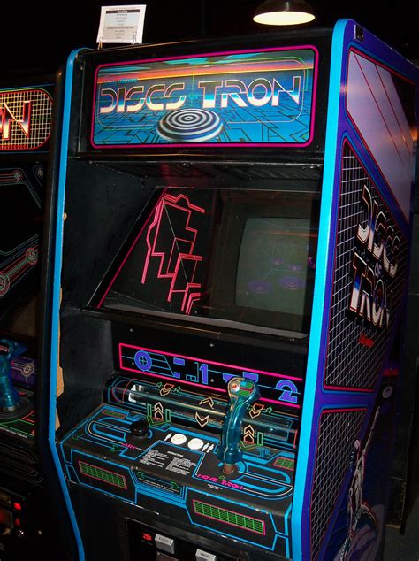 Discs Of Tron Arcade Game