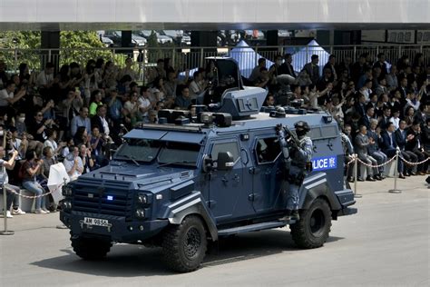 警隊開放日與民同樂 李家超高度讚揚警隊：守護香港重要力量 星島日報