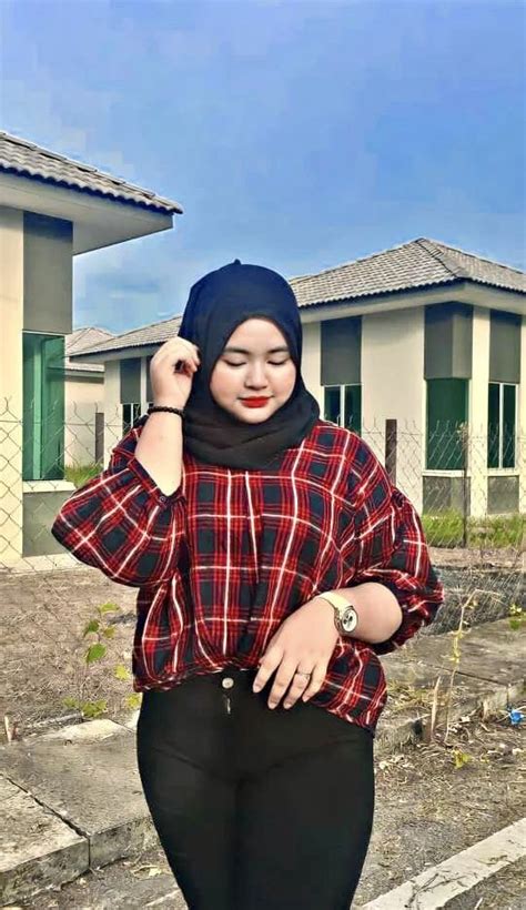 Pin By Muhammad Farhan On Semok Beautiful Hijab Beautiful Girl