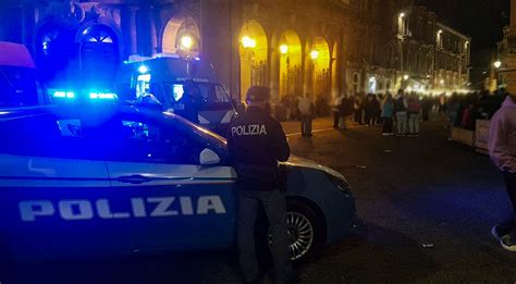 Bande Giovanili Arresti In Tutta Italia Blitz Anche A Catania E