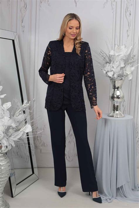 Women S Floral Trouser Suits Uk At Maria Marchan Blog