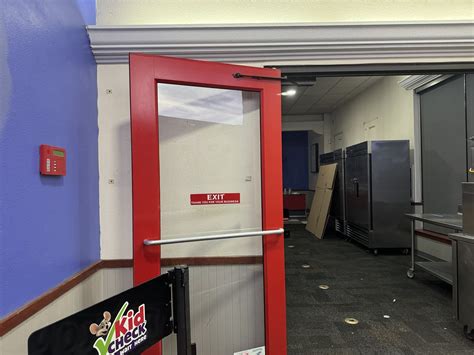 Abandoned Chuck E Cheese Bridgewater Nj Conor Guinn Bailey Flickr