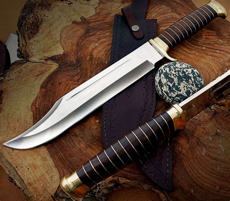 Custom Handmade D2 Steel Crocodile Hunting Dundee High Polish Survival Bowie Knife Rose Wood