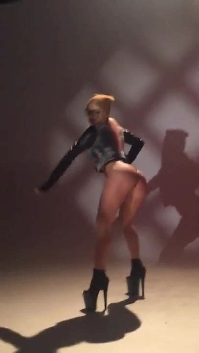 Free Bucharest Porn Videos XHamster