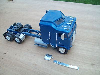 Amt Bj And The Bear Kenworth Aerodyne Cabover Model Built Parts