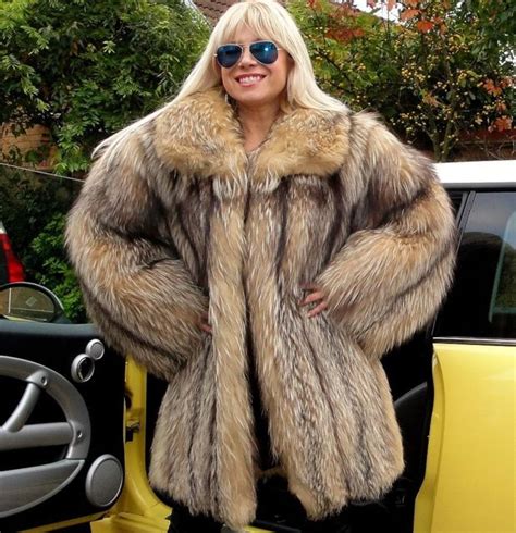 Unisex Finnish Raccoon Fur Coat Fur Coats Women Raccoon Fur Coat Fur Coat