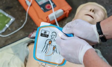 Tavigliano La Pro Loco Dona Un Defibrillatore