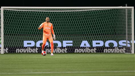 Raphael Veiga Valoriza Grupo Do Palmeiras Ap S Virada E Celebra Marca