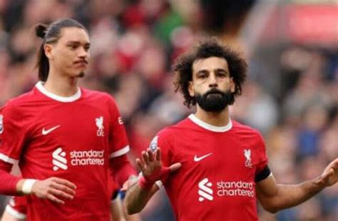 كيف دعم محمد صلاح زميله في ليفربول بعد اختطاف والده؟ كلوب كلمة السر