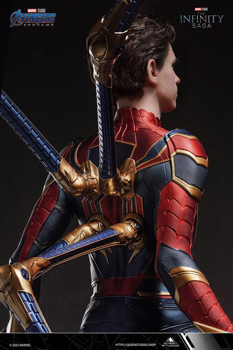 Iron Spider Man Statue Cinemaquette Bringing The Magic Of The Movies