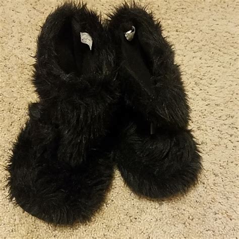 Jessica Simpson Shoes Jessica Simpson Fuzzy Slippers Poshmark