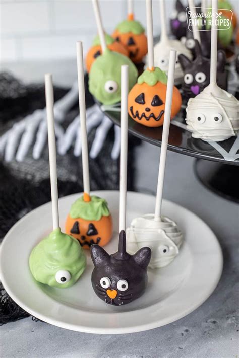 Halloween Cake Pops Designs