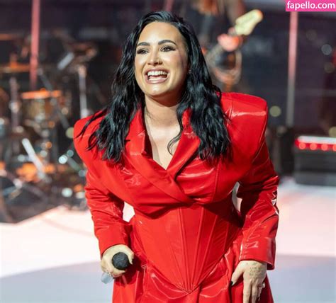 Demi Lovato Ddlovato Nude Leaked Onlyfans Photo Fapello