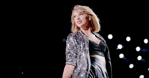 Taylor Swift's New Romantics music video gets full release - watch | Official Charts