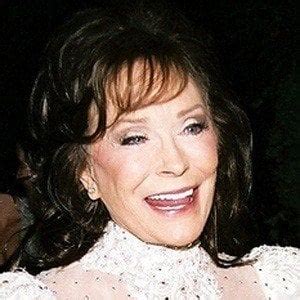 Loretta Lynn - Trivia, Family, Bio | Famous Birthdays