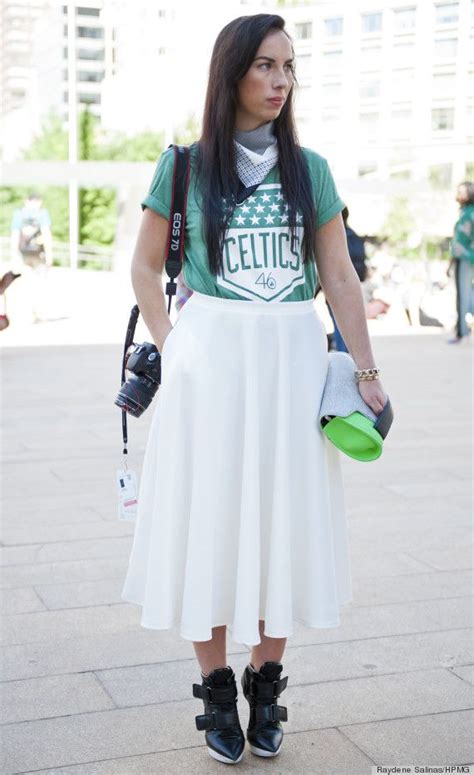 This Is How To Wear Your Ratty Old T Shirts In Public Nyfw Street