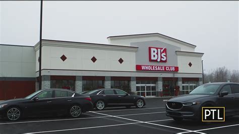 Bj S Wholesale Club Opening In South Fayette Youtube