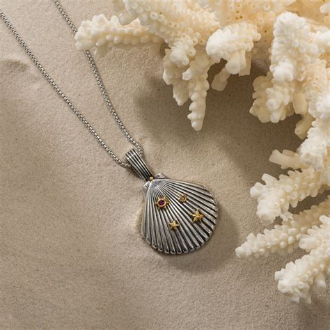 Sea Shell Pendant In Sterling Silver With Details In 18k Gold And