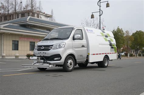 China Factory Price Changan 2t Mini Changan Sweeper Truck Efficient