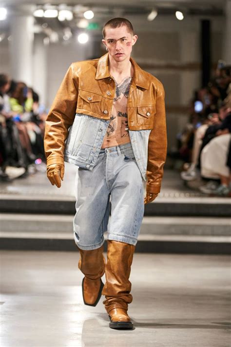 VTMNTS Fall 2022 Ready To Wear Fashion Show Bad Fashion High Fashion