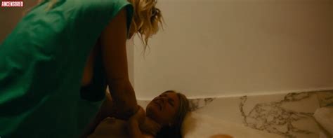 Naked Unknown In Titane