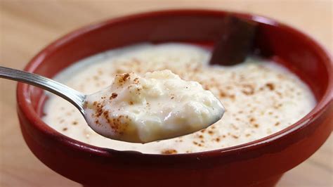 Receta fácil para preparar un delicioso y cremoso arroz con leche