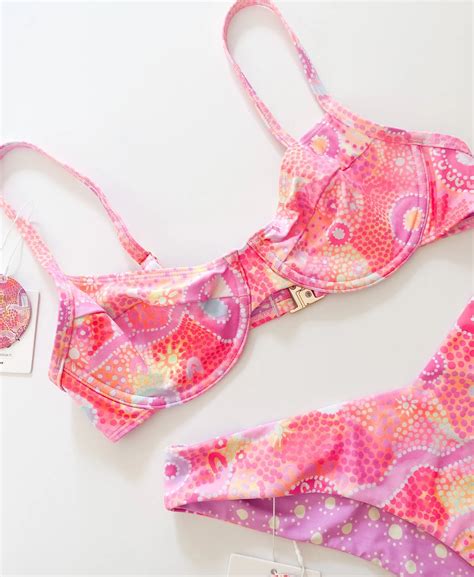 Kulani Kinis Ditzy Underwire Top Cheeky Bottom Bikini In Rosie Rivers