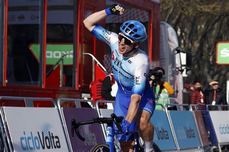 Vuelta Tappa Vince Groves Fuori Alaphilippe Classifica E