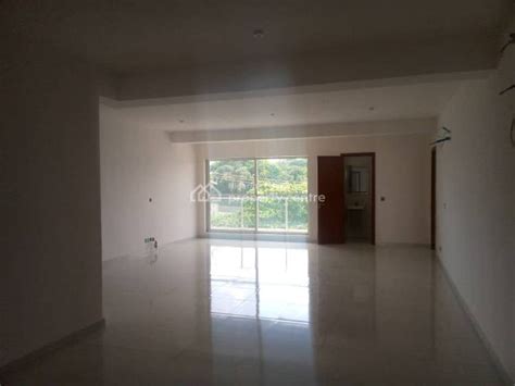 For Rent Brand New 8 Units Of 3 Bedroom Serviceed Flat Off Isaac John