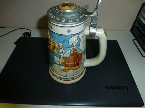 1996 Anheuser Busch Collectors Club Membership Stein Worlds Largest