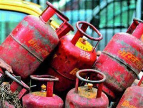 LPG Price Cut Oil Marketing Companies Reduce Prices Of Commercial And