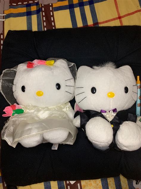 Hello Kitty Sanrio Wedding Hobbies And Toys Toys And Games On Carousell